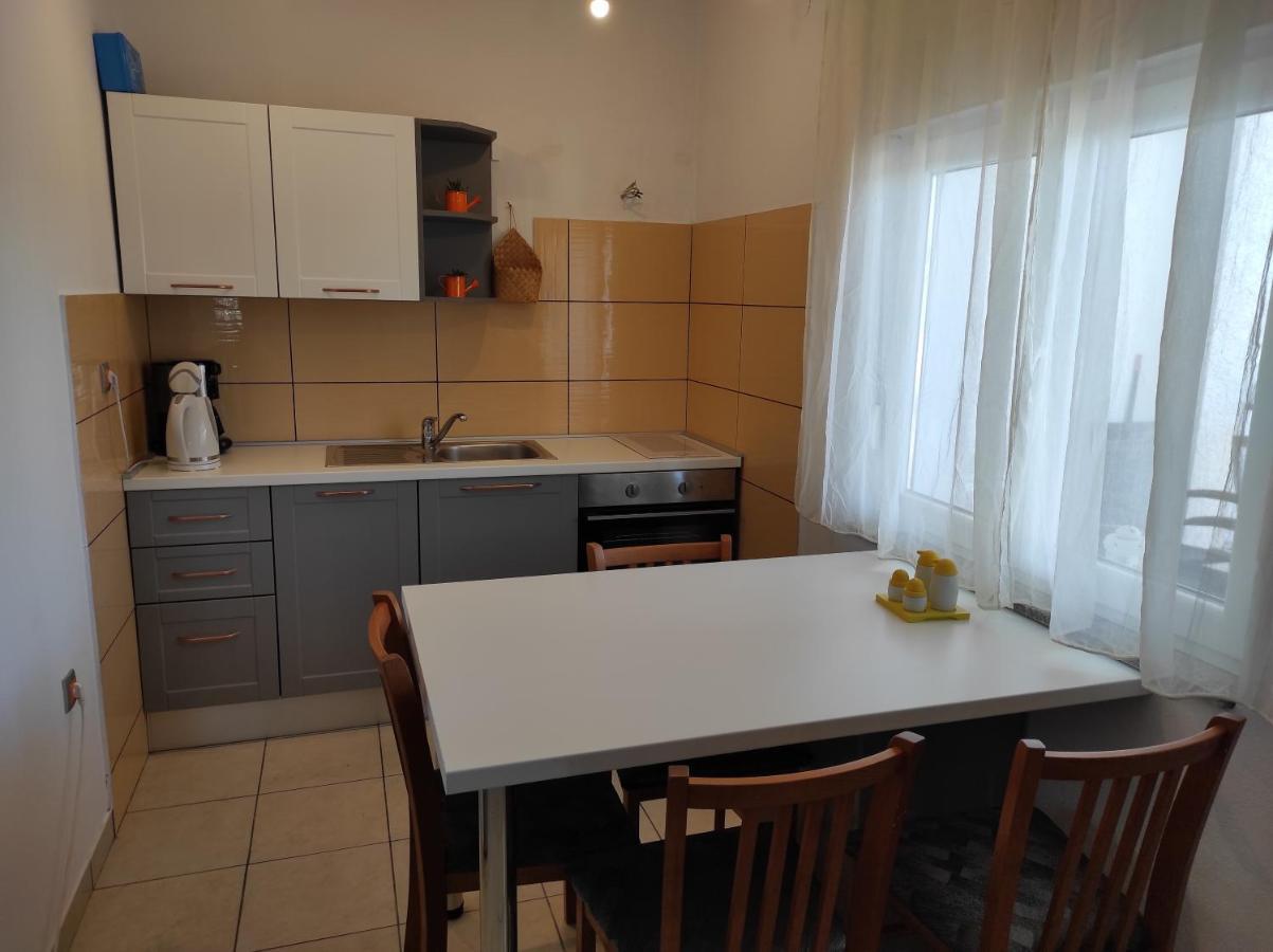 שיבניק Apartment Joy II מראה חיצוני תמונה